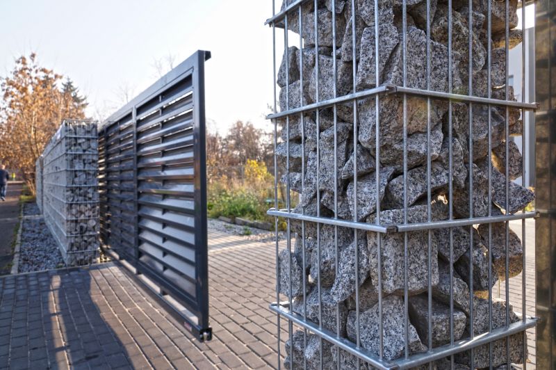 Metal Gate Installation