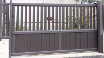 Metal Gate Installation